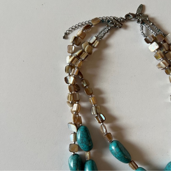 Turquoise Jelly Beans Layered Necklace J32 - Picture 3 of 5